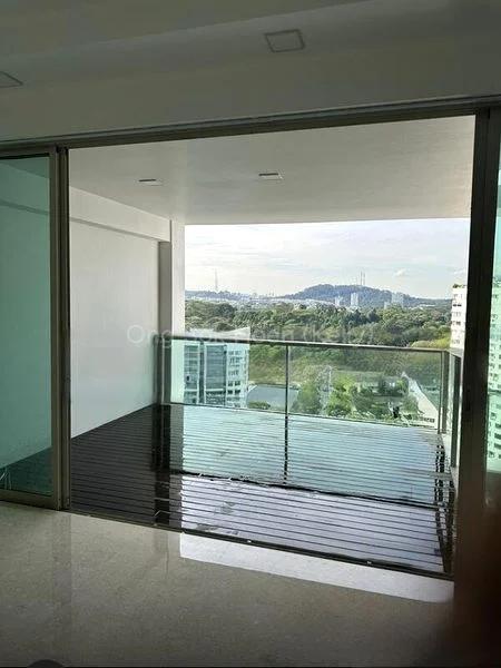 4 Bed Condo for Rent in  Montview - Image 5